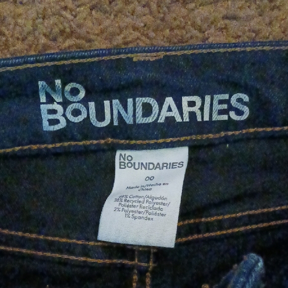 No Boundaries Women's Deep Indigo Flare Jeans - Picture 2 of 6